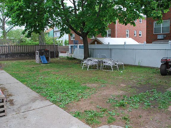 4th image of 363 Otis Ave
