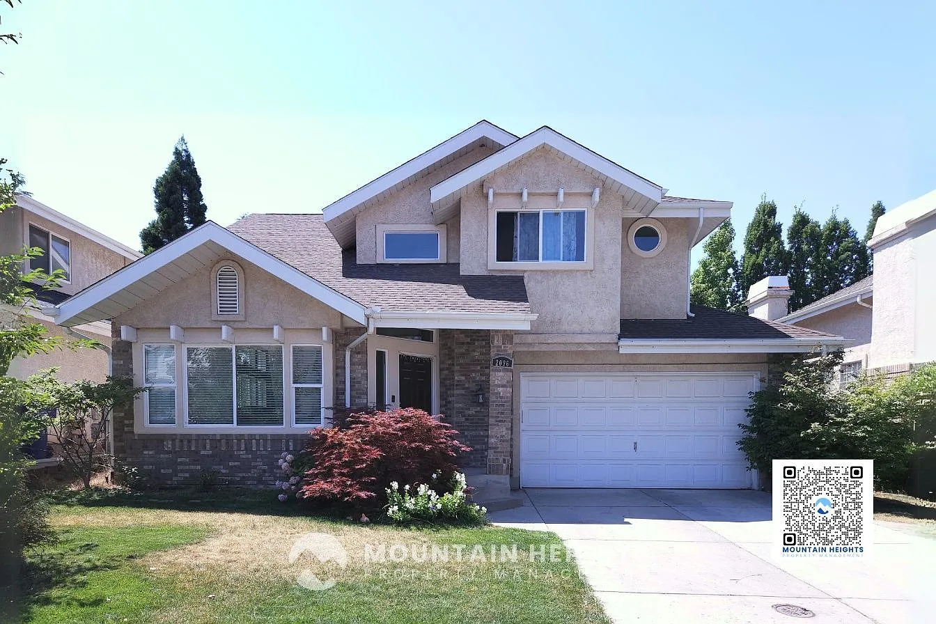 5 bed, 3.0 bath, 3200 sqft, $3,850 — Photo 1