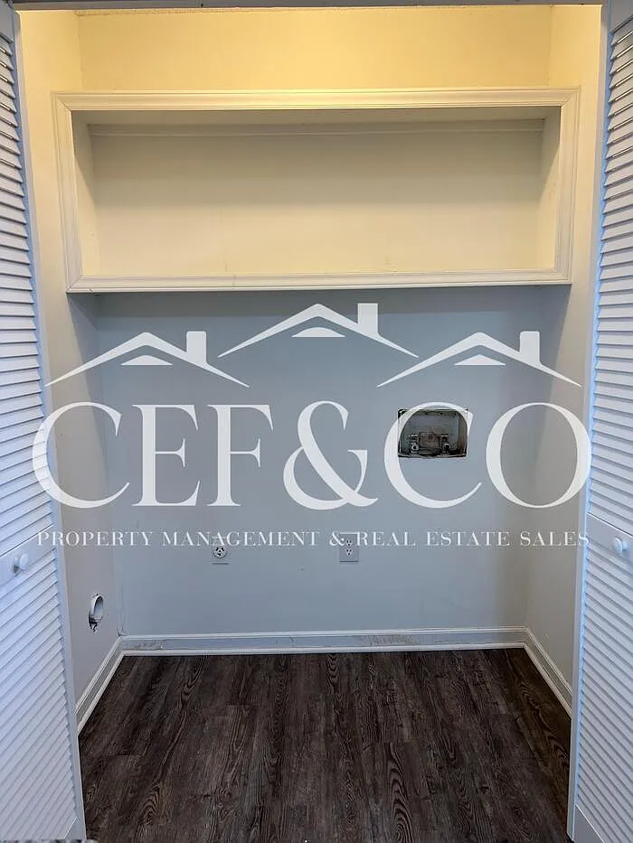 2 bed, 1.0 bath, 975 sqft, $1,050 — Photo 4