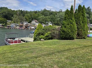 1228 Lake Rd, Factoryville, PA 18419