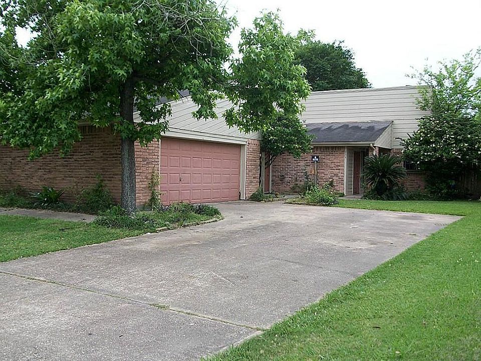 1st image of 454 Grand Oaks Blvd