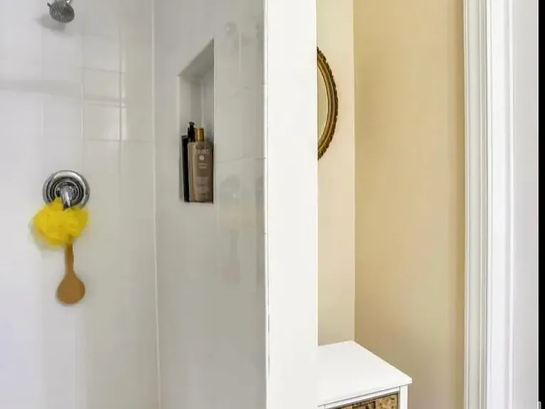 8 Rockingham Ct — Photo 5