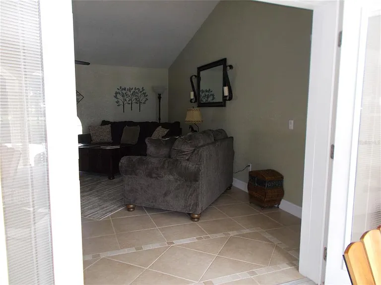 6960 Malton St — Photo 20