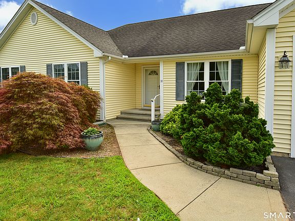 3rd image of 10 Coughlin Road