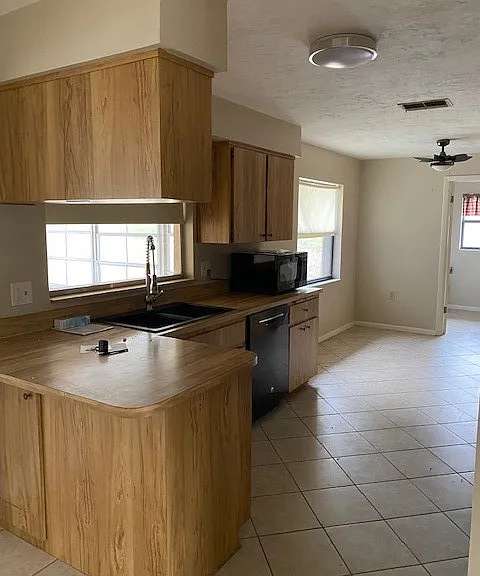 287 W Casurina Pl — Photo 6