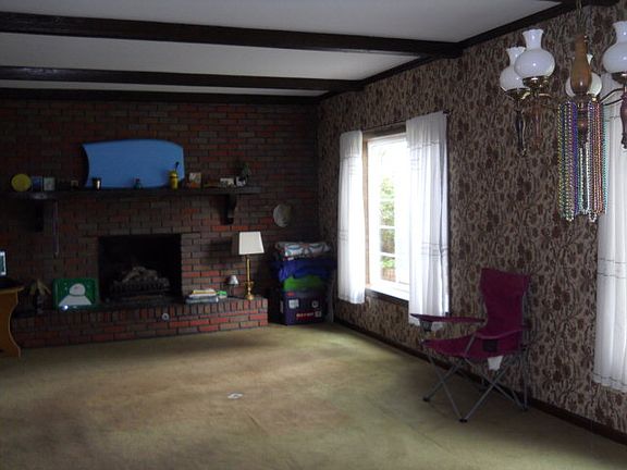 2nd image of 307 Florida St