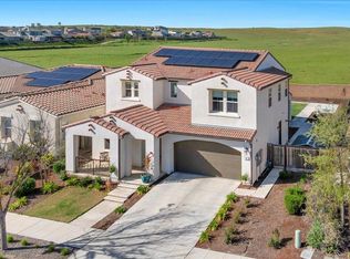 985 N Little Canyon Dr, Madera, CA