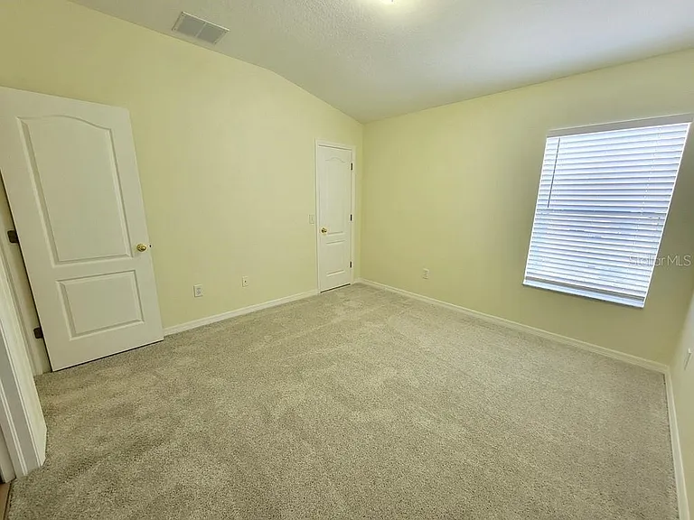 16414 Swan View Cir #16414 — Photo 11