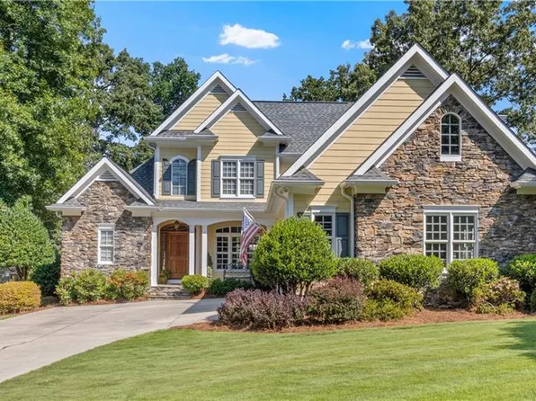 203 Allenton Ferry Dr, New London, NC 28127