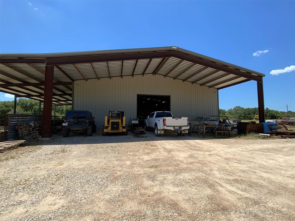 1st image of 235 County Road 343