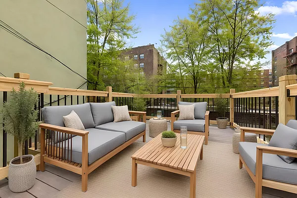 832 Quincy Street #2C