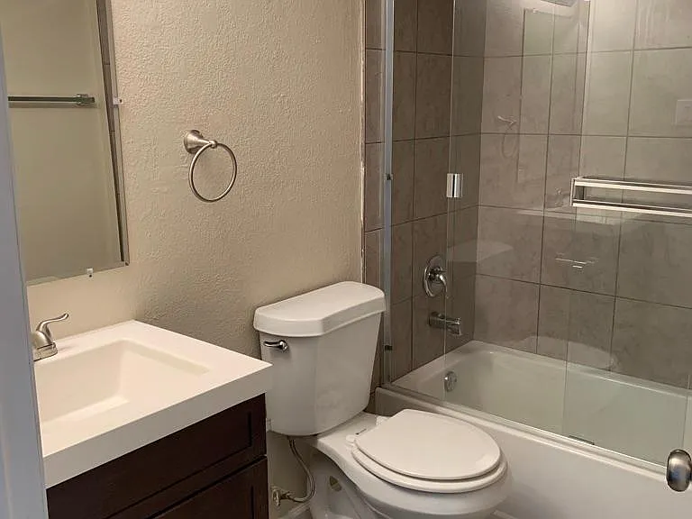 4048 Gravois Rd #2D — Photo 6