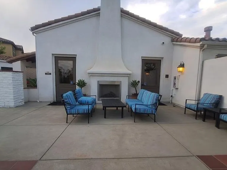 825 Parisa Pl — Photo 22