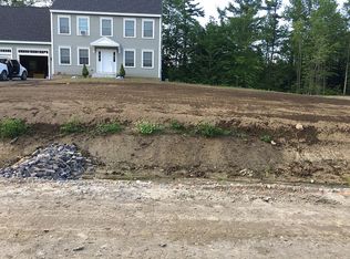 11 Musket Dr, Gorham, ME 04038