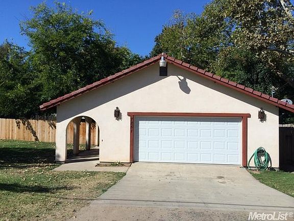 2nd image of 7251 Leonard Ave