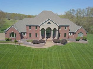 2342 Indian Lake Dr, Evansville, IN 47725