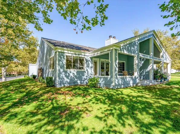 9200 Lakewood Drive, Windsor, CA 95492