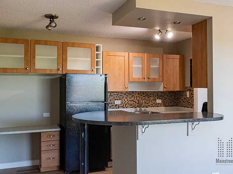 2216 17b St SW — Photo 12