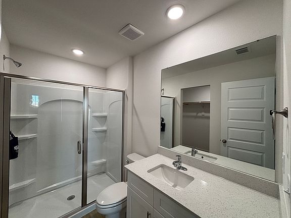 4th image of 141 Preston Ln