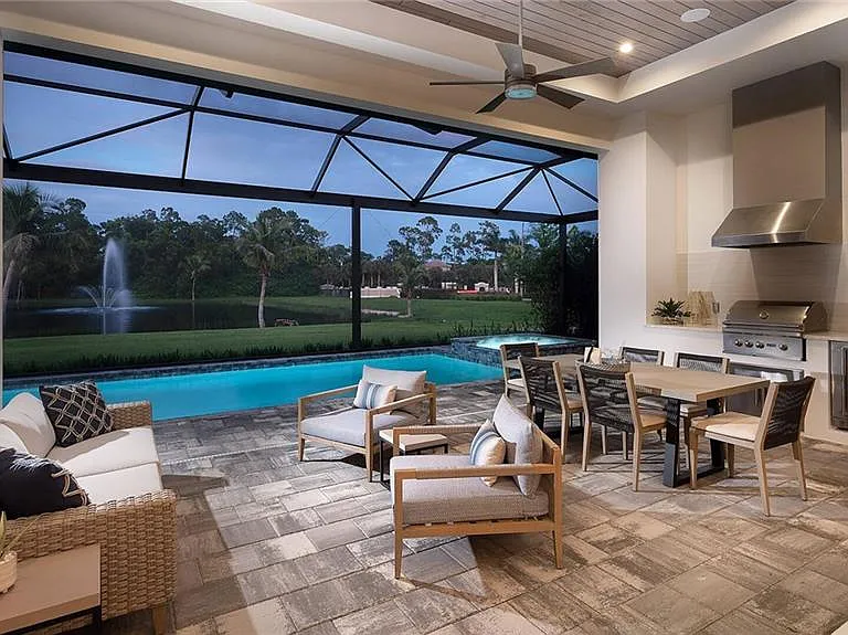 2938 Coco Lakes Dr — Photo 16