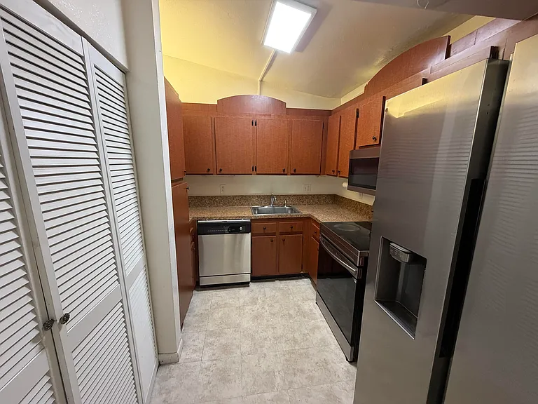 8773 Shadow Wood Blvd #303 — Photo 8