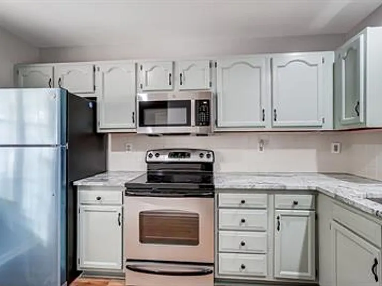 3821 Mosscroft Ln — Photo 28