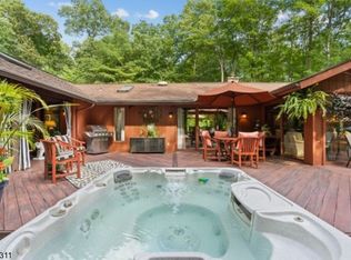 111 Ballantine Rd, Andover, NJ 07821