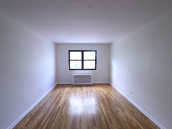2nd image of 15336 73rd Ave APT 3A