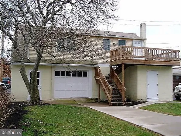 414 W Main St, Lansdale, PA 19446