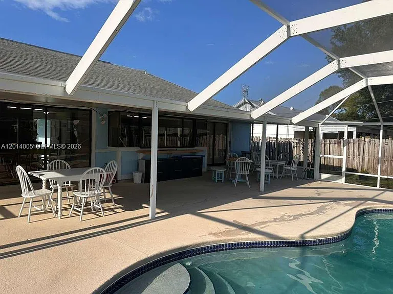 1280 SW Jacqueline Ave — Photo 8