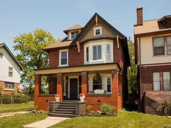 1494 Bewick St, Detroit, MI 48214