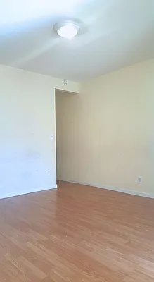 Rented by Executive Towers  | media 12