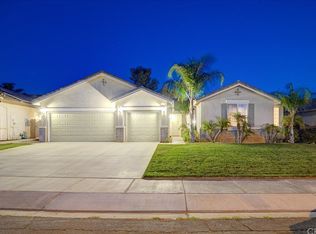 1090 Waterleaf Ct, Beaumont, CA 92223