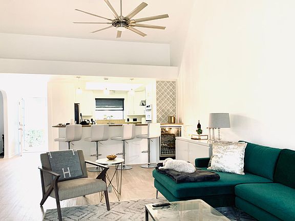 Open kitchen