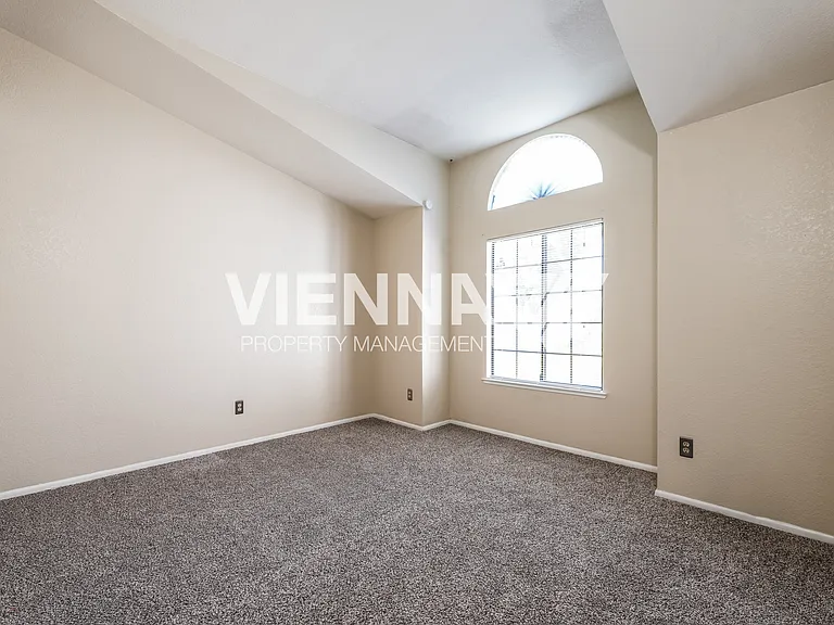 3358 Brownlea Cir — Photo 9