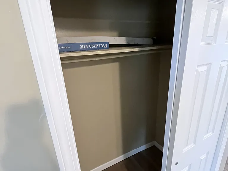 425 Paul Ave — Photo 36