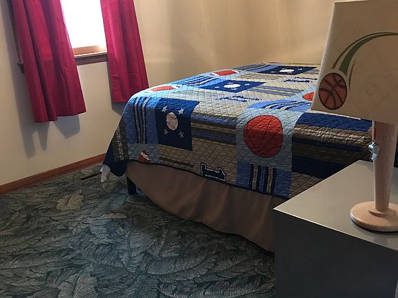 Upstairs bedroom #3