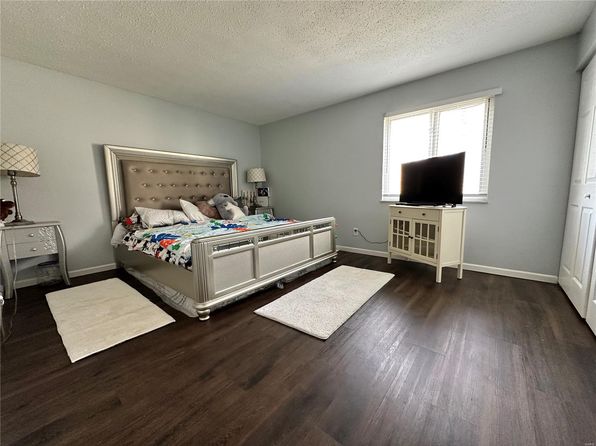 2804 Blackforest Dr APT A, Saint Louis, MO 63129