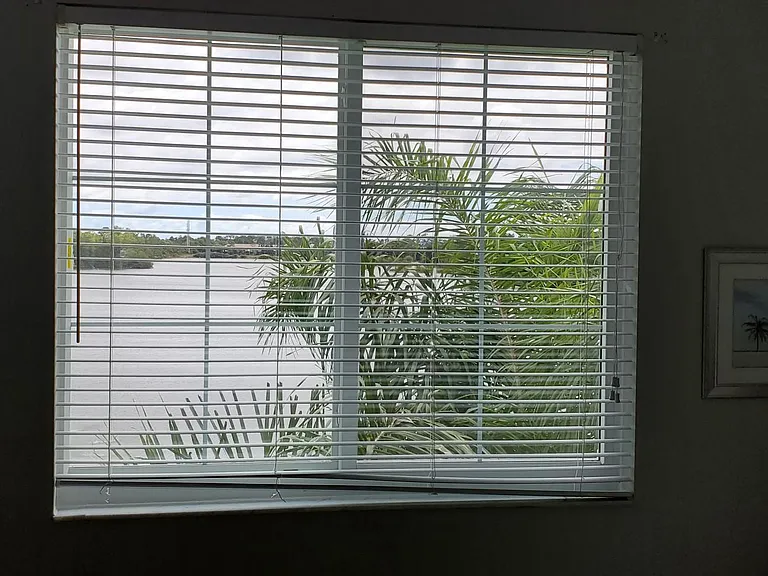 Each bedroom have beautiful view of the lake