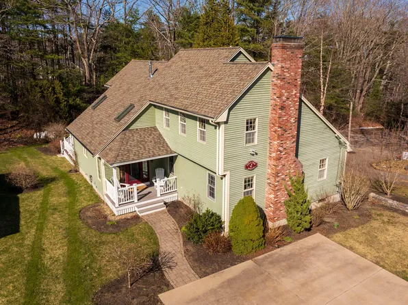 98 Bourne Avenue, Wells, ME 04090