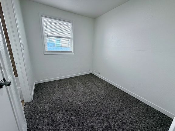 Unit Photo