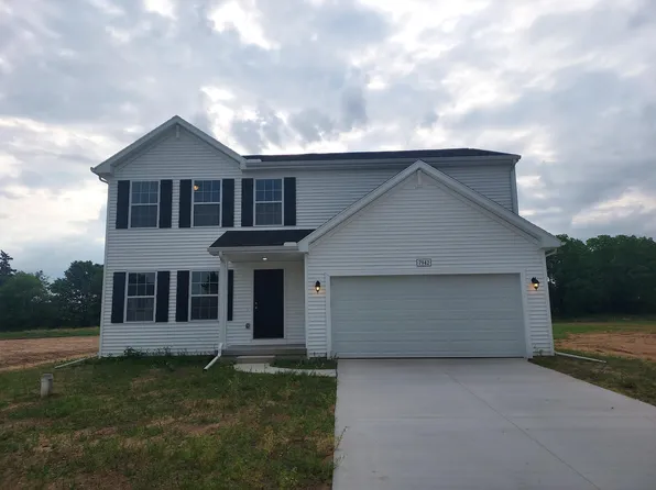 7942 Sierra Dr, Belding, MI 48809