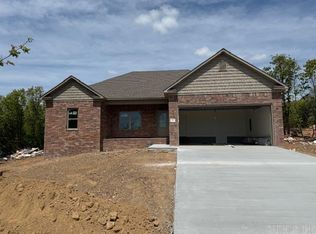 8 Summer Tyme Dr, Greenbrier, AR 72058