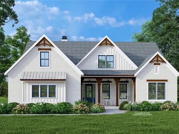 540 Clover Dr, Buford, GA 30518