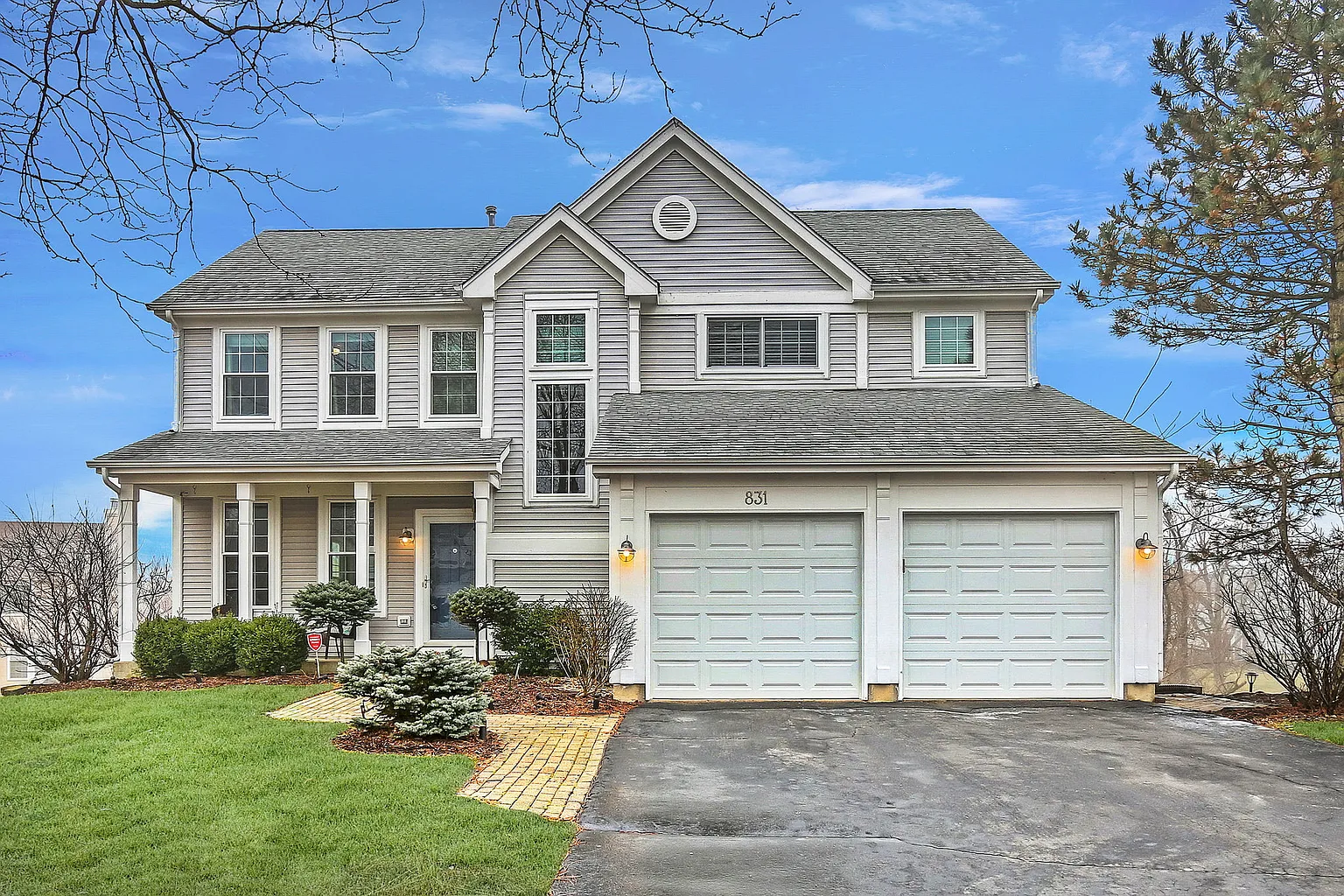 831 Adderly Ln photo 1