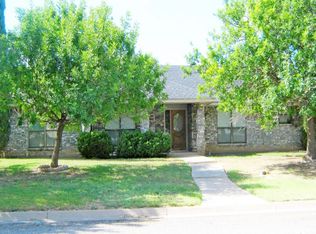 3438 Cedarhill Dr, San Angelo, TX 76904