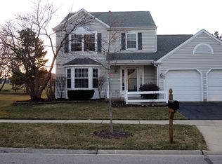 204 Jefferson Ln, Streamwood, IL