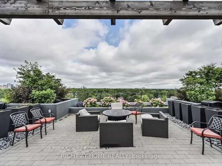 399 Spring Garden Ave #228 — Photo 5