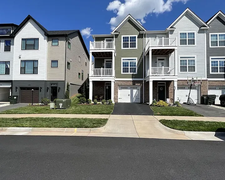 1662 Delphi Dr — Photo 32