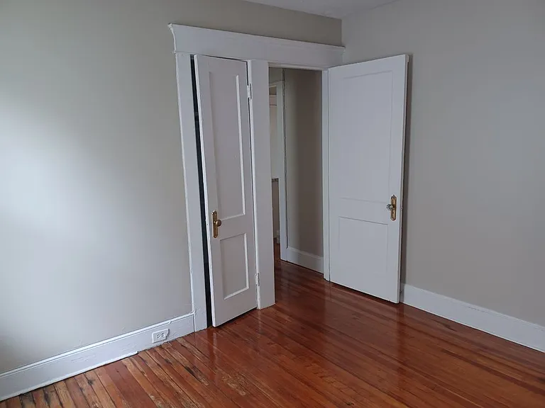 37 Fairfield St #2 — Photo 6